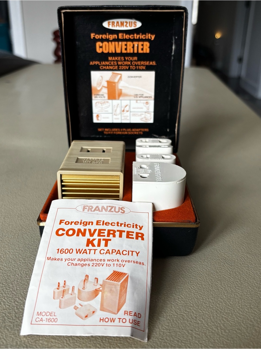FRANZUS CA-1600 Electric Current Converter Kit 220/240V to 110/120V Foreign VTG.